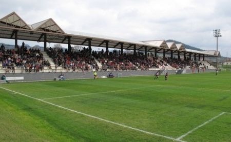 Instalaciones de Lezama, campo 1