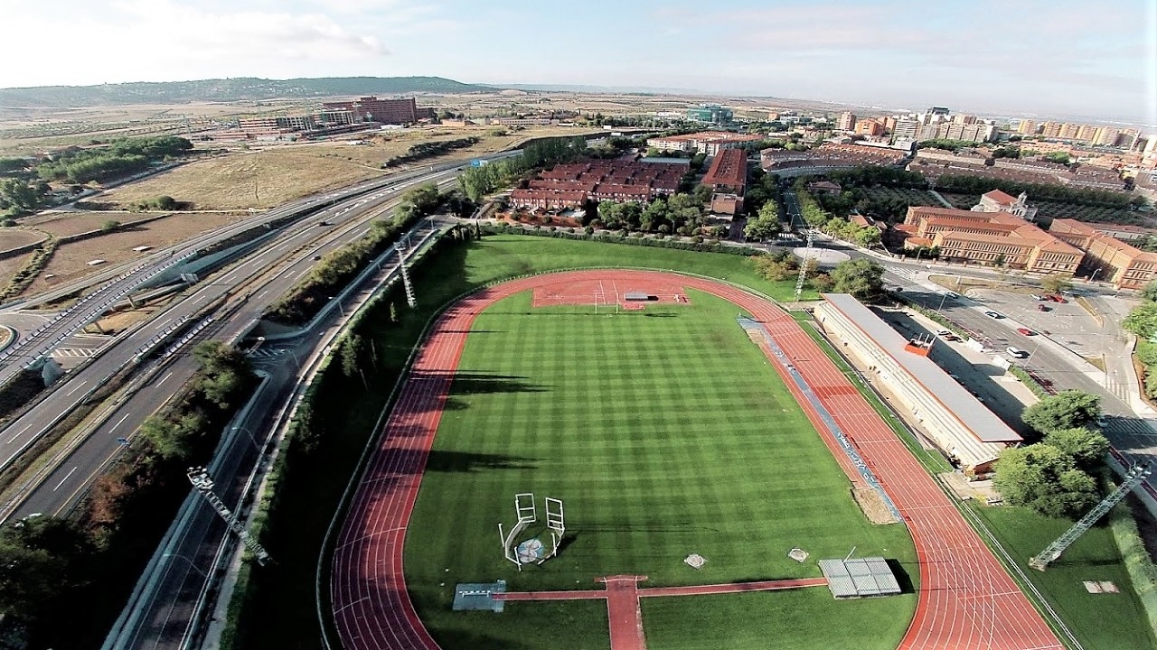 Pistas de Atletismo Municipal Fuente de la Niña