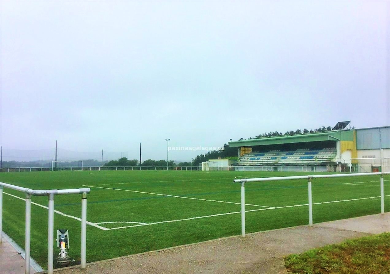 Campo Municipal Os Calzados