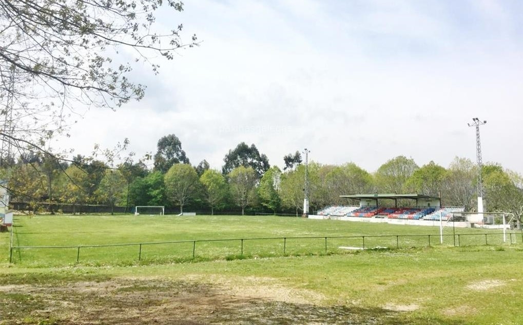 Campo de Futbol A Silveira