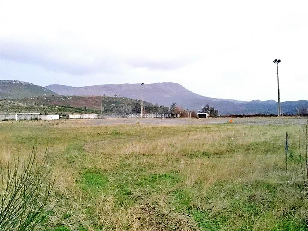 Campo de Futbol A Prata
