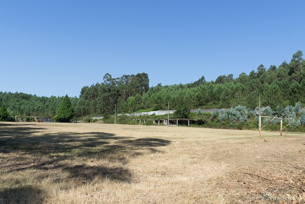 Campo de Futbol O Pouso